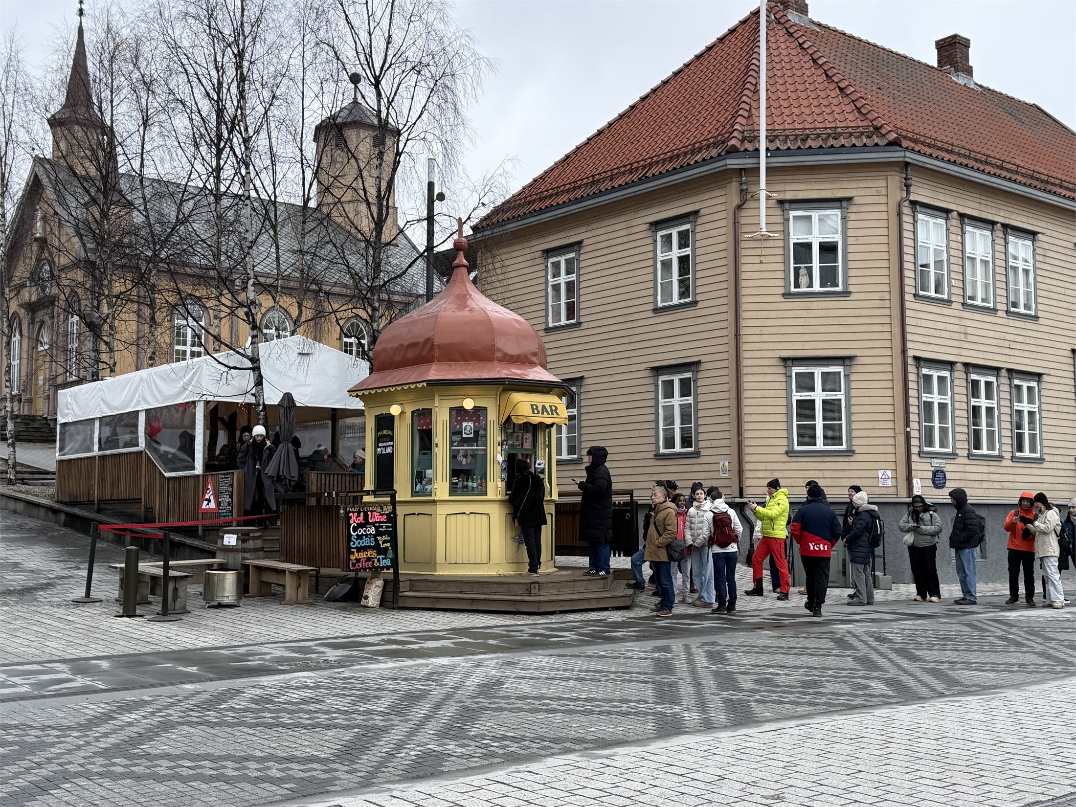 Raketten Bar and Pølse in Tromsø